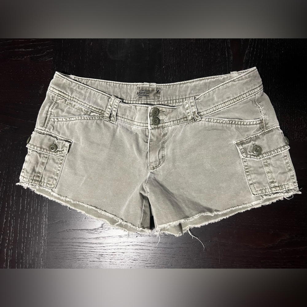 American Eagle Outfitters 2000s Green Khaki Cargo Style Low Rise Shorts